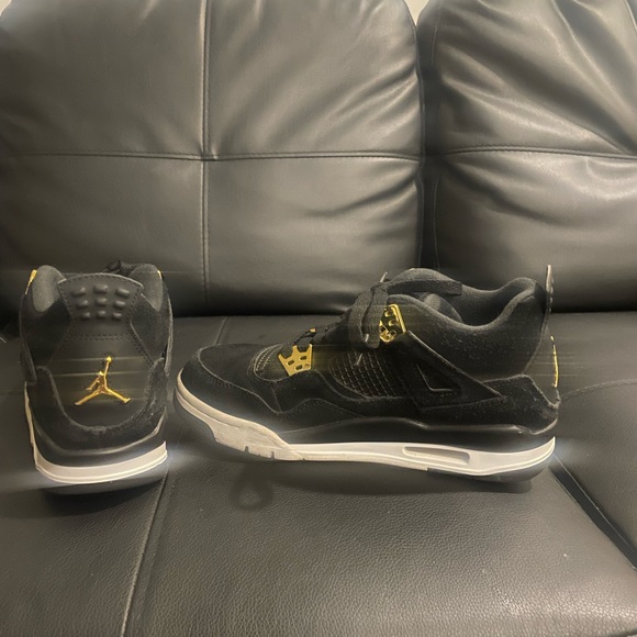 Royalty Jordan 4s - Picture 5 of 8